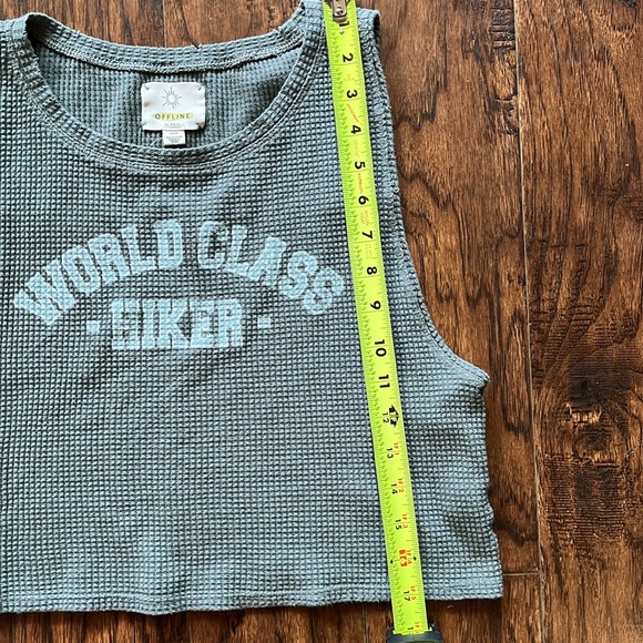 NWOT! Offline by Aerie crop top, size medium - Picture 14 of 14